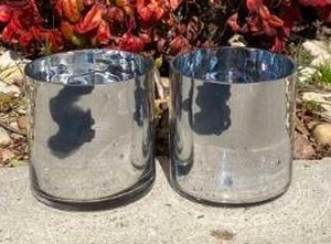 lot 24 image: 2 Silver Mirror Glass Planters