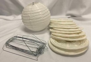 lot 243 image: White 10 Paper Lanterns (12)