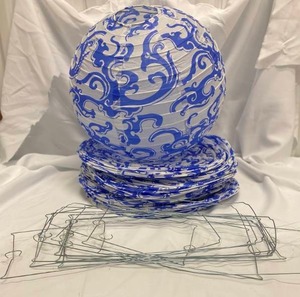 lot 239 image: BlueWhite Patterned Paper Lanterns 16 (12)
