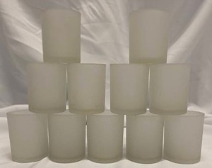 lot 232 image: Frosted Votives 11pcs 2.5 x 3