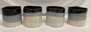 lot 314 image: BlackBlueWhite Medium Planters (4)