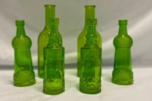 lot 299 image: Green BottlesBud Vases (6) Various sizes