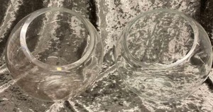 lot 522 image: Glass Planter with offset opening (2)