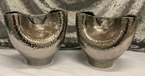 lot 602 image: 2 Silver Planters
