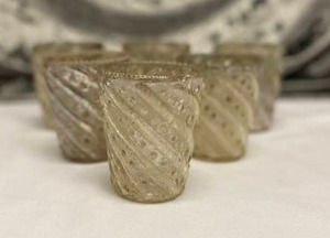 lot 611 image: 6 Gracie glass Votive Candle Holders