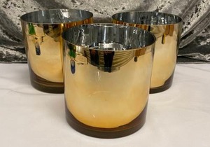 lot 615 image: Gold Mirror Pots (3)