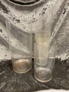 lot 709 image: 3 Glass Vases
