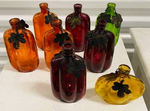 lot 677 image: 8 Decorative Bottles