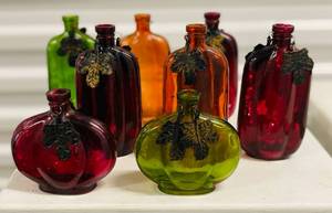 lot 682 image: 8 Decorative Bottles