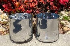 lot 456 image: 2 Silver Mirror Glass Planters