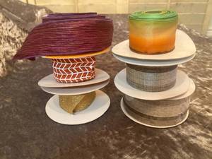lot 729 image: Various Spools of Ribbon - See Pictures for width and colors