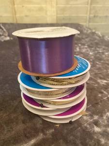 lot 730 image: Various Spools of Ribbon - See Pictures for width and colors