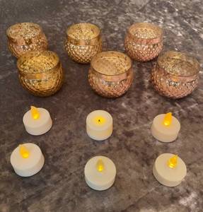 lot 745 image: 6 Rose Gold Votive candle Holders with Battery votives