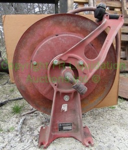 lot 258 image: Reelcraft model 5600OIP industrial hose reel
