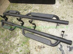 lot 264 image: GM step side running boards