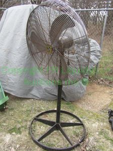 lot 267 image: Airmaster model M30GBA industrial circulation fan