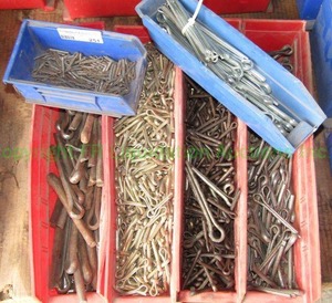 lot 251 image: Assorted industrial cotter pins various sizes as shown