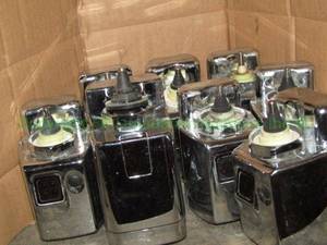 lot 169 image: Sloan hands free auto flushers, 8 total