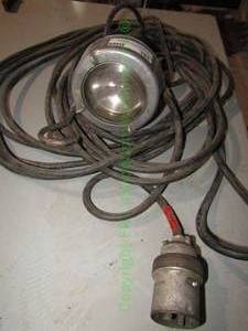 lot 161 image: Incandescent explosion proof utility lamp