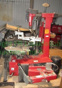lot 117 image: Hunter engineering technology table top tire changer model TCX 550EBPS