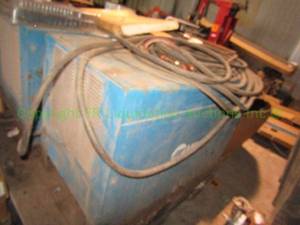 lot 113 image: Miller Deltaweld 451 constant current DC arc welding power source