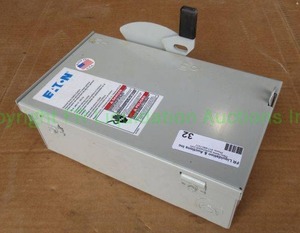 lot 32 image: Eaton general duty safety switch DG221URB, never used