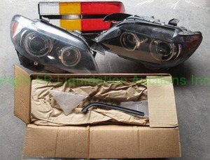 lot 46 image: Automotive head and tail lamp set