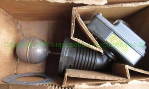 lot 50 image: McDonnel & Miller 150-HD water cut off pump controller, unused
