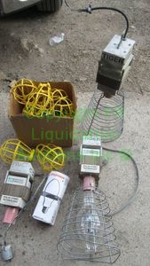 lot 67 image: Tiger 400 HID pulse start industrial fixtures part 15702 plus