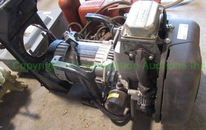 lot 88 image: Briggs & Stratton commercial engine