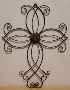 lot 46 image: IRON WALL DECOR CROSS IN STYLE, COLOR, AND CONDITION SHOWN. APPROX. 17.5 W x 23 H.