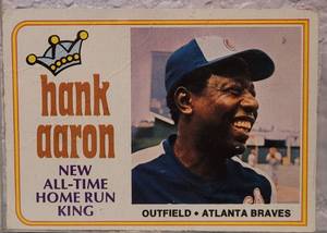 lot 59 image: 1974 TOPPS 1 HANK AARON NEW ALL-TIME HOMERUN KING BASEBALL CARD AS SHOWN.