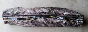 lot 157 image: CABELAS THE ZONZ GROUND BLIND IN STORAGE  CARRYING BAG AS SHOWN. APPEARS IN EXCELLENT CONDITION.