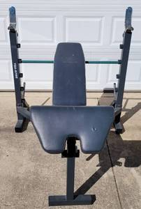 lot 160 image: TSA TOTAL SPORTS AMERICA WEIGHT BENCH IN STYLE, COLOR, AND CONDITION SHOWN.