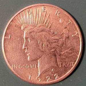lot 162 image: 1922 PEACE SILVER DOLLAR COIN AS SHOWN.