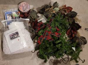 lot 224 image: LOT OF ASSORTED CHRISTMAS DECOR AND MORE AS SHOWN.