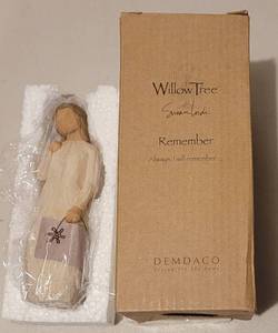 lot 236 image: WILLOW TREE REMEMBER FIGURE IN BOX AS SHOWN.