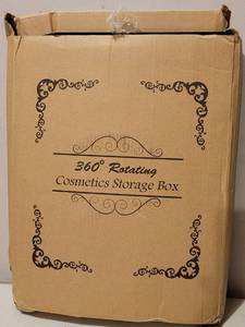 lot 248 image: 360 DEGREES ROTATING COSMETICS STORAGE BOX IN ORIGINAL BOX AS SHOWN.