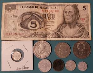 lot 275 image: LOT OF FOREIGN CURRENCYCOINS AS SHOWN.