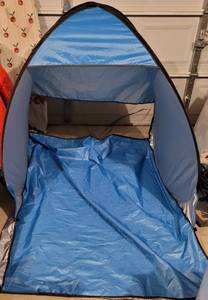 lot 283 image: TENT IN STYLE, COLOR, CONDITION SHOWN.