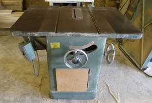 lot 7 image: Powermatic Model 66 Table Saw w Baldor 3HP 3 Phase Motor