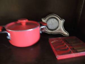 lot 106 image: 6 lobster forks, Brighton clock6x4 and small mini pan