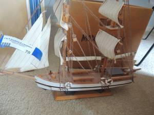 lot 70 image: WOOD  Ship 16x17