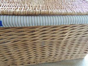lot 68 image: Wicker laundry basket with removable top drop in fabric inside cover