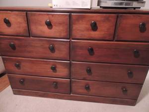 lot 1 image: Brown Midmodern 10 drawer dresser great condition
