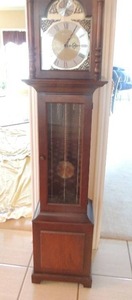 lot 3 image: Tempus Fugit Barwick Grandmother Clock B12227 72x16x10.5