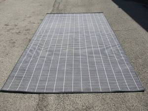 lot 20 image: Custom Rug Boyce Granito W 12 Nichol Leather, Area Rug.  In Very Good Condition