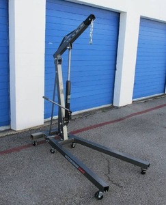 lot 18 image: Pittsburgh Heavy Duty 1-Ton Folding Shop Crane On Casters