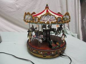 lot 81 image: Mr Christmas Carousel