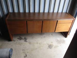 lot 34 image: Credenza With 4-Drawers and 2-Doors